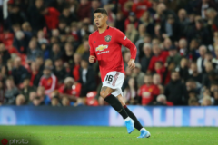 ����������Ϸ���أ��޻������ڰ���͢���򣬻������̸̸